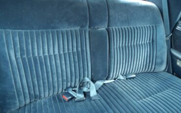 Chrysler-new-yorker-salon-1991-blue-14