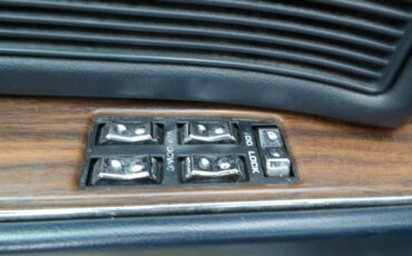 Chrysler-new-yorker-salon-1991-blue-7