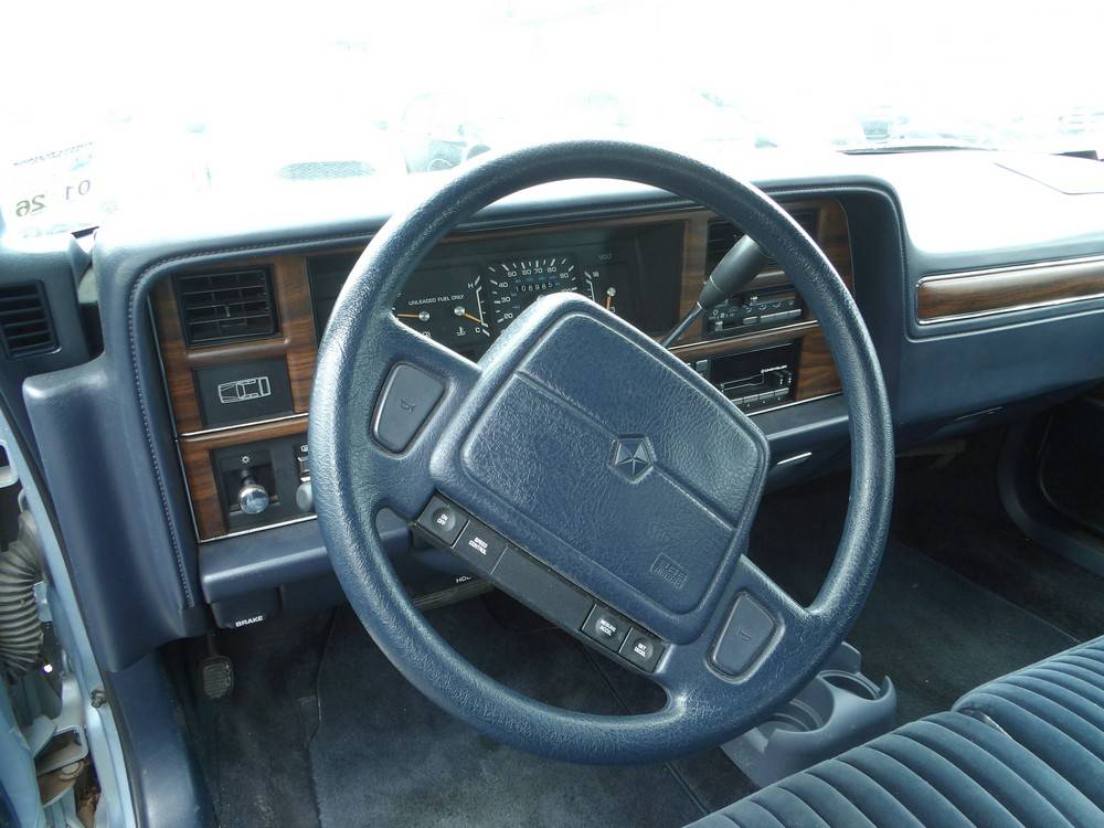 Chrysler-new-yorker-salon-1991-blue-8