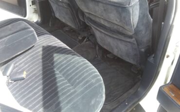 Chrysler-new-yorker-salon-1992-white-6