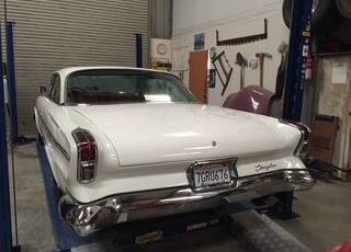 Chrysler-newport-1962-white-2
