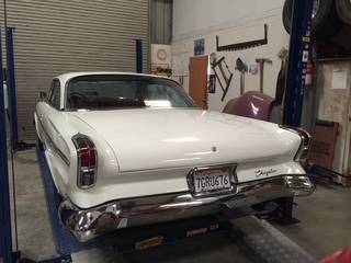 Chrysler-newport-1962-white-2