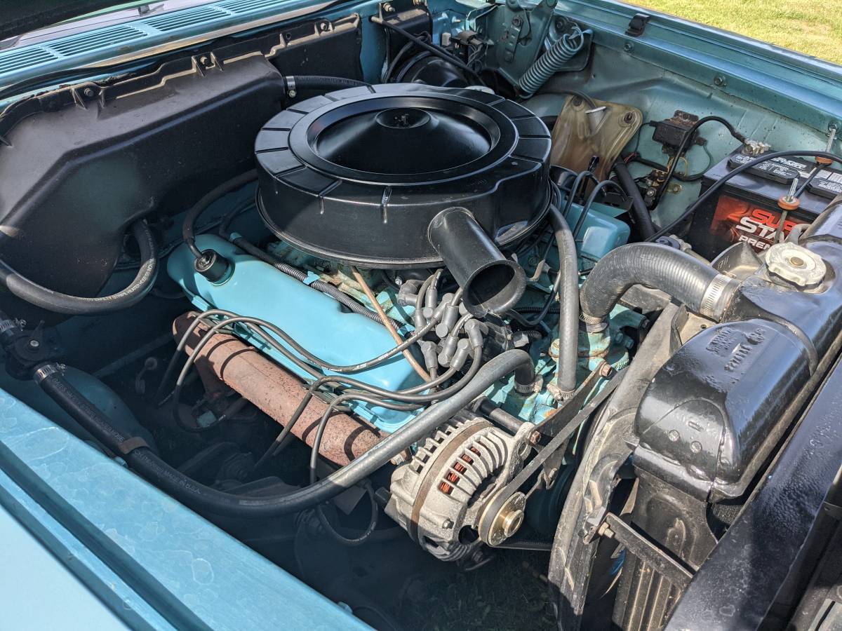 Chrysler-newport-1963-green-12