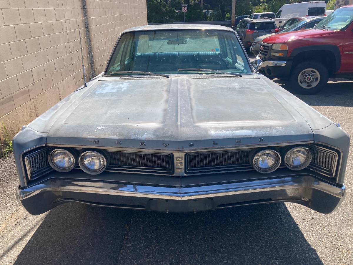 Chrysler-newport-1967-blue-19
