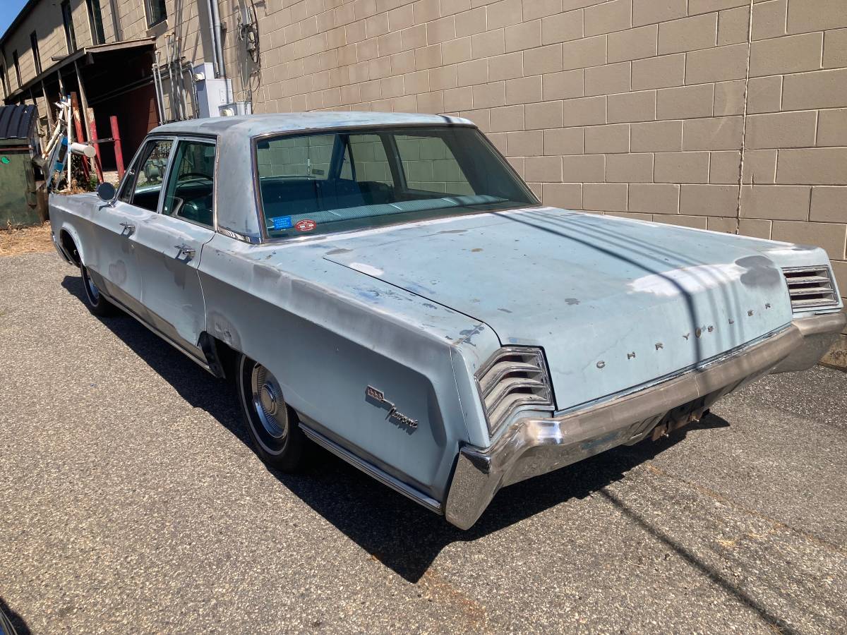 Chrysler-newport-1967-blue-2
