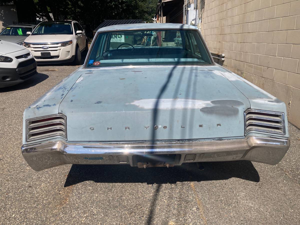 Chrysler-newport-1967-blue-3