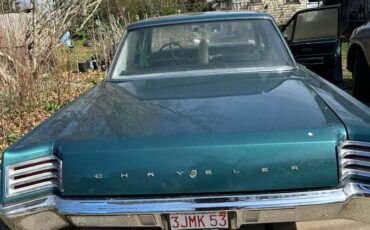 Chrysler-newport-1967-green-4