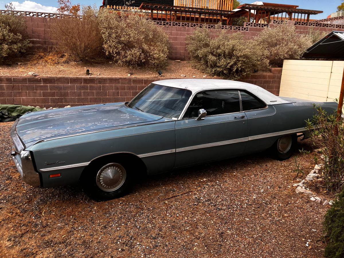 Chrysler-newport-1969-2
