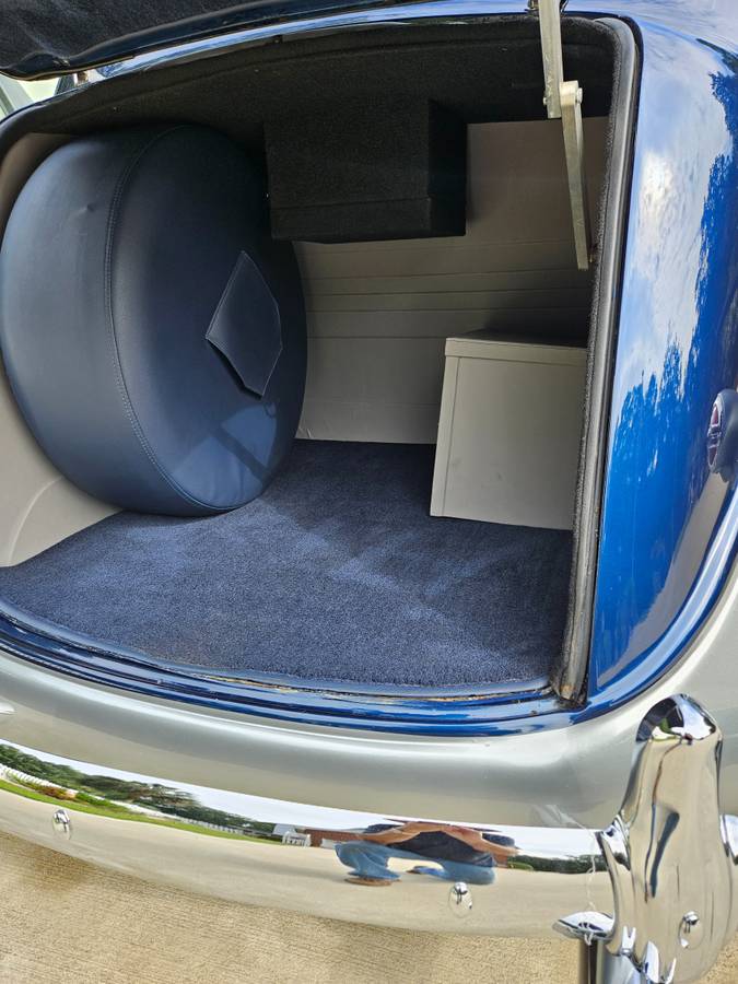 Chrysler-royal-1938-blue-23