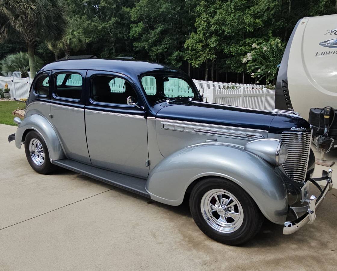 Chrysler-royal-1938-blue-5