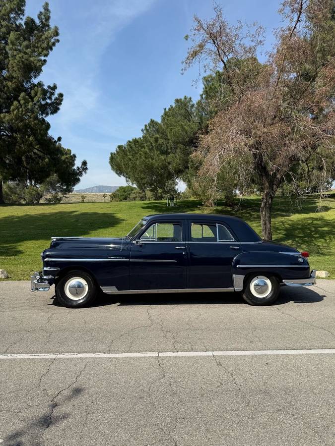 Chrysler-royal-1949-blue