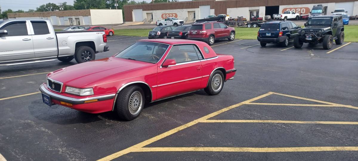 Chrysler-tc-1989-red-17
