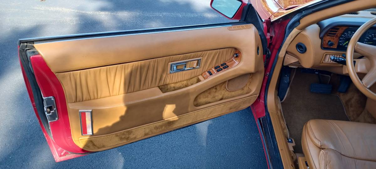 Chrysler-tc-1989-red-20