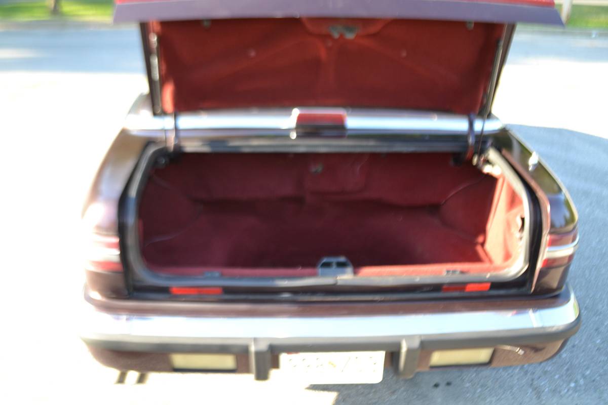 Chrysler-tc-1989-red-3