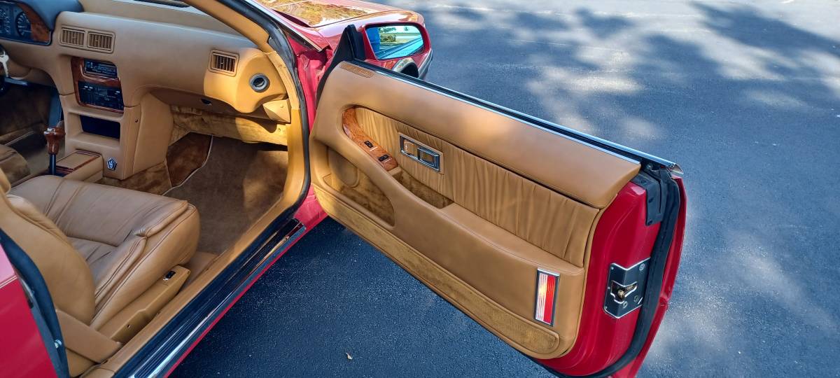 Chrysler-tc-1989-red-4