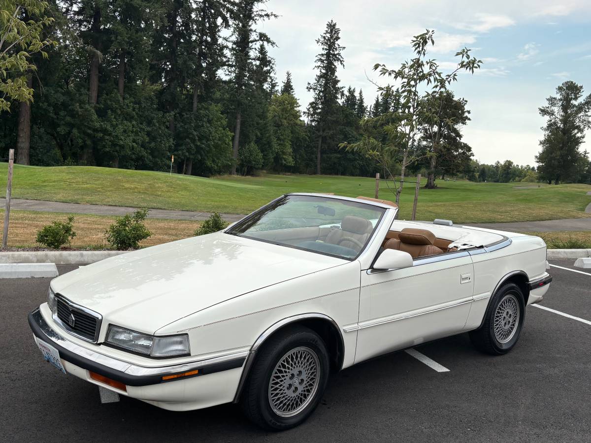Chrysler-tc-maserati-convertible-1990-15