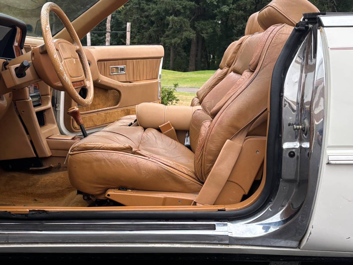 Chrysler-tc-maserati-convertible-1990-3