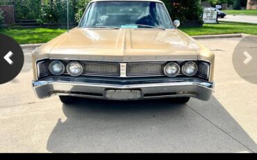 Chrysler-town-amp-country-1967-brown-1