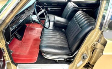 Chrysler-town-amp-country-1967-brown-6