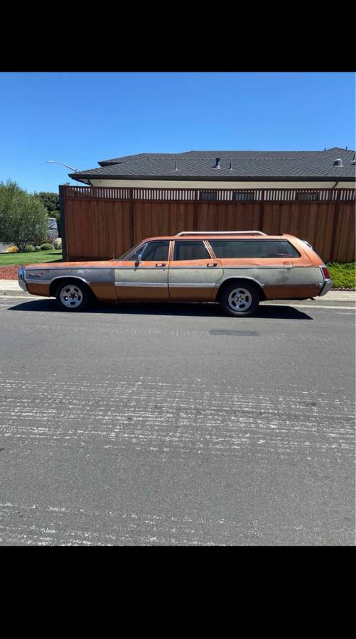 Chrysler-town-amp-country-1969-orange-5