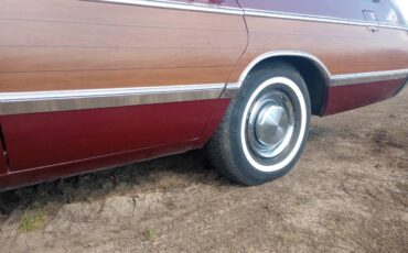 Chrysler-town-and-country-1969-red-20