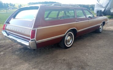 Chrysler-town-and-country-1969-red-22