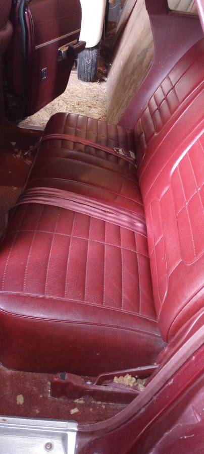 Chrysler-town-and-country-1969-red-9