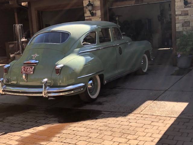 Chrysler-windsor-1948-green-4