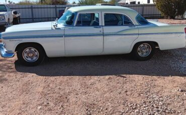 Chrysler-windsor-1956-white-10