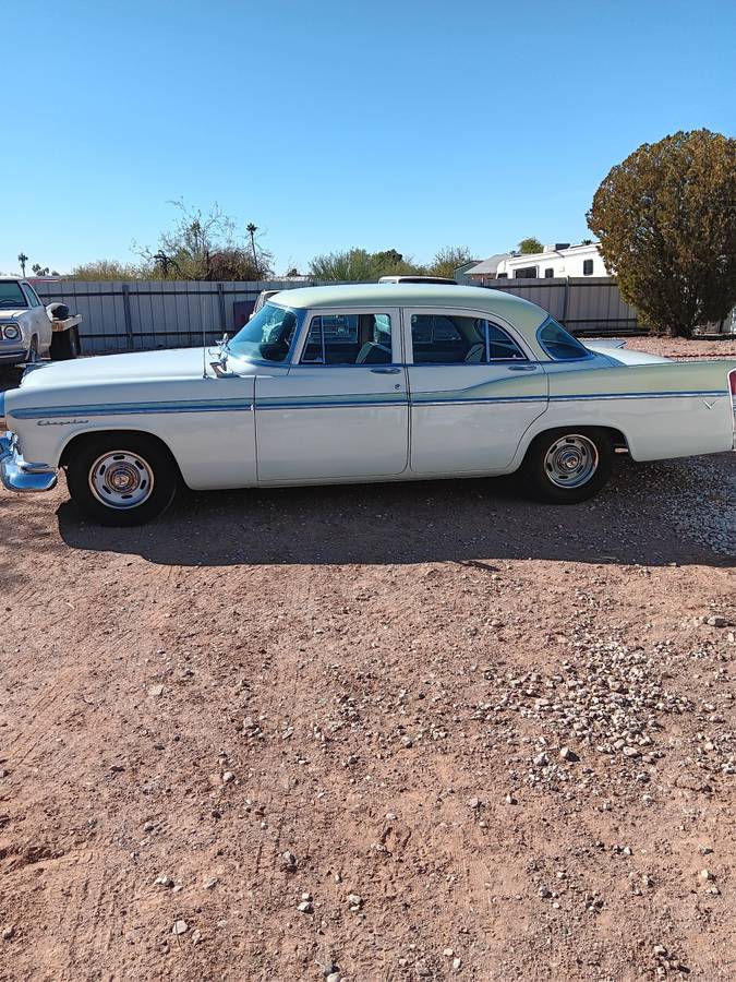 Chrysler-windsor-1956-white-10