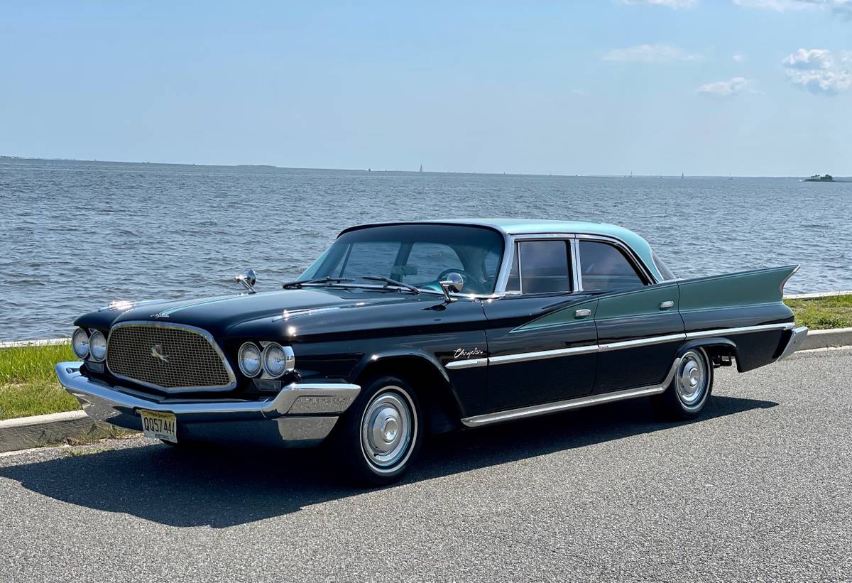 Chrysler-windsor-1960