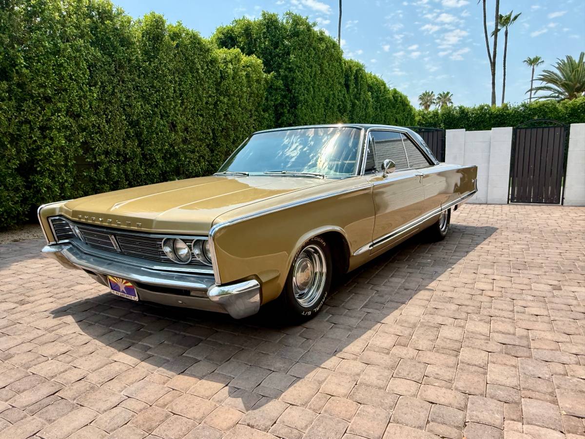 Chrysler-windsor-1966