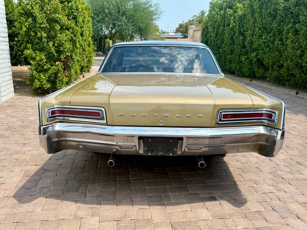 Chrysler-windsor-1966-4