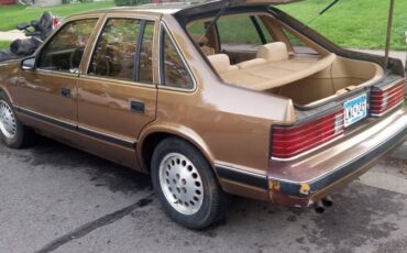 Chysler-lebaron-gts-sport-1986-brown-6