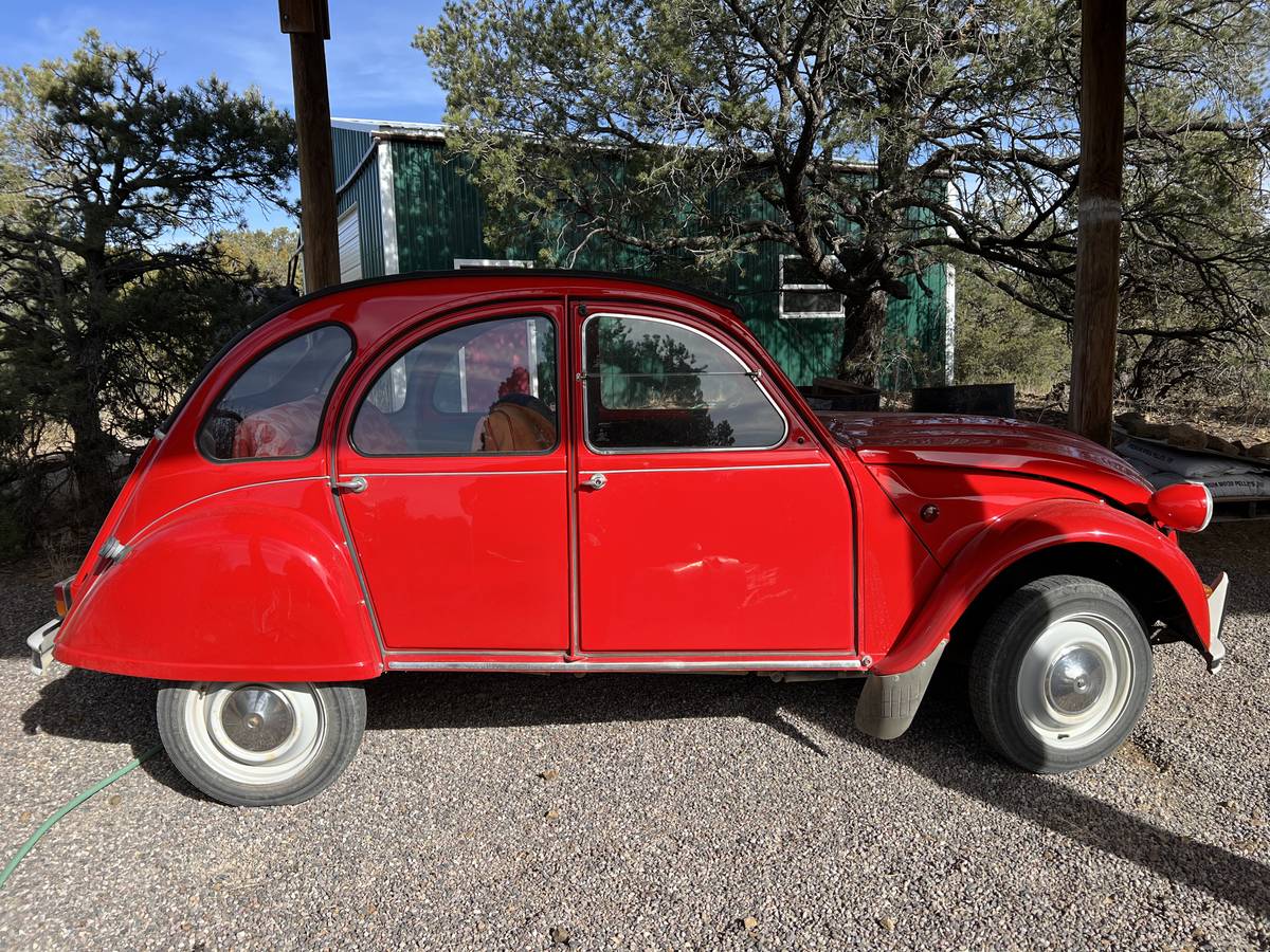 Citroen-2-cv-1989-red