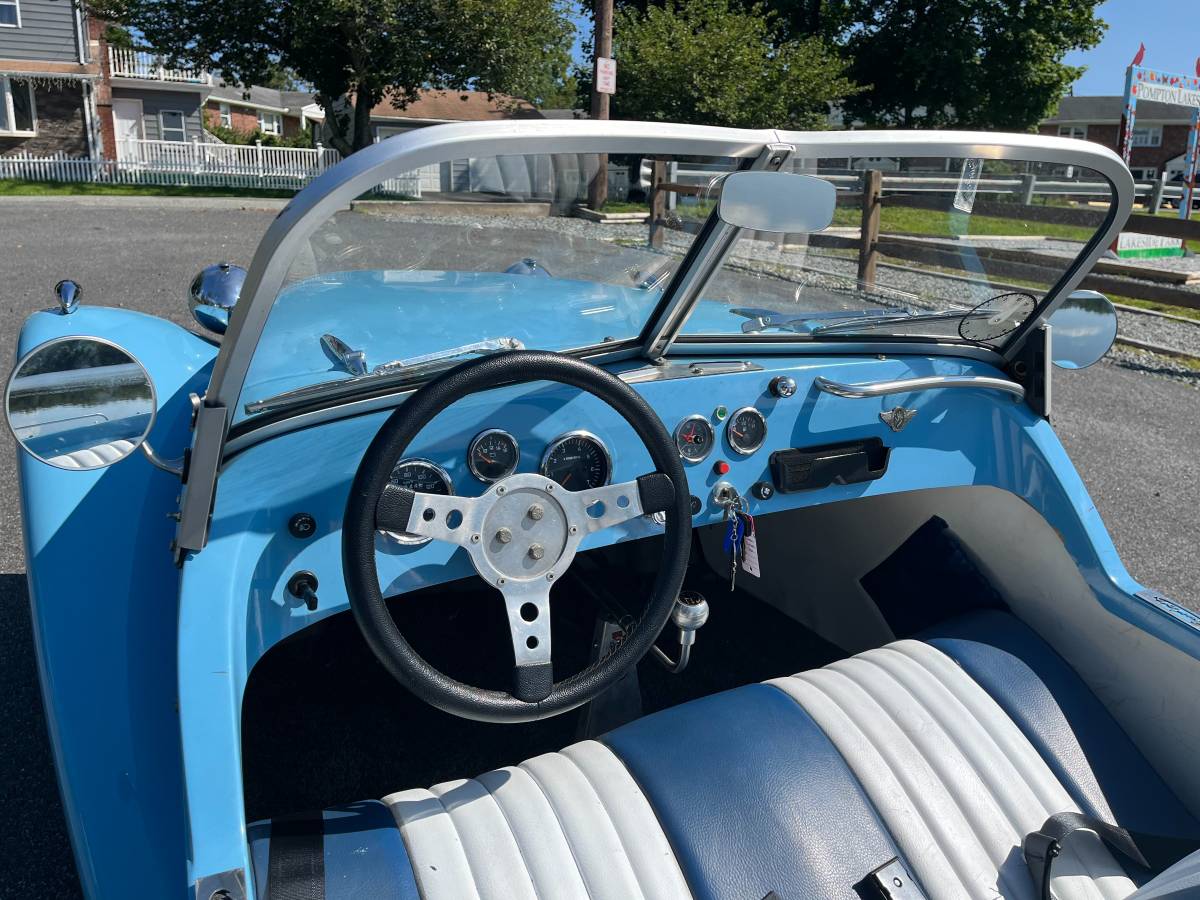 Citroen-2cv-burton-1987-blue-11