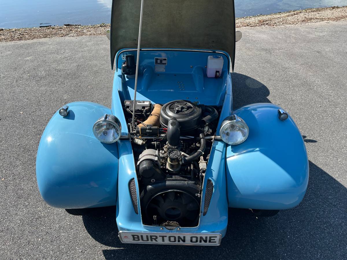 Citroen-2cv-burton-1987-blue-7