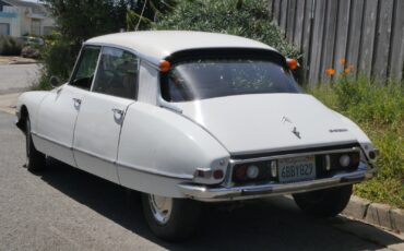 Citroen-D-Special-1970-Sedan-2