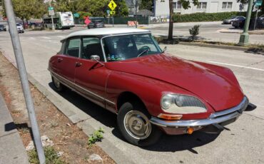 Citroen-ds-pallas-1969-red