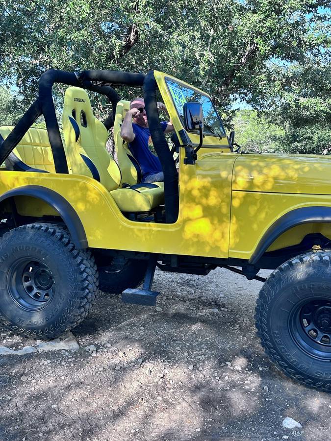 Cj-5-jeep-1977-yellow-10
