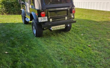 Cj-7-jeep-1976-black