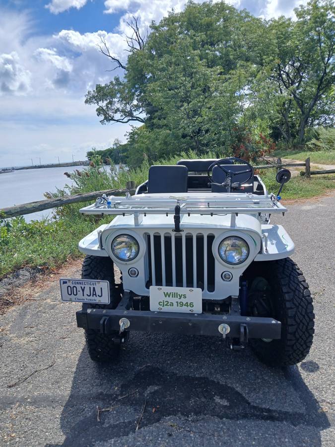 Cj2a-1946-white-1