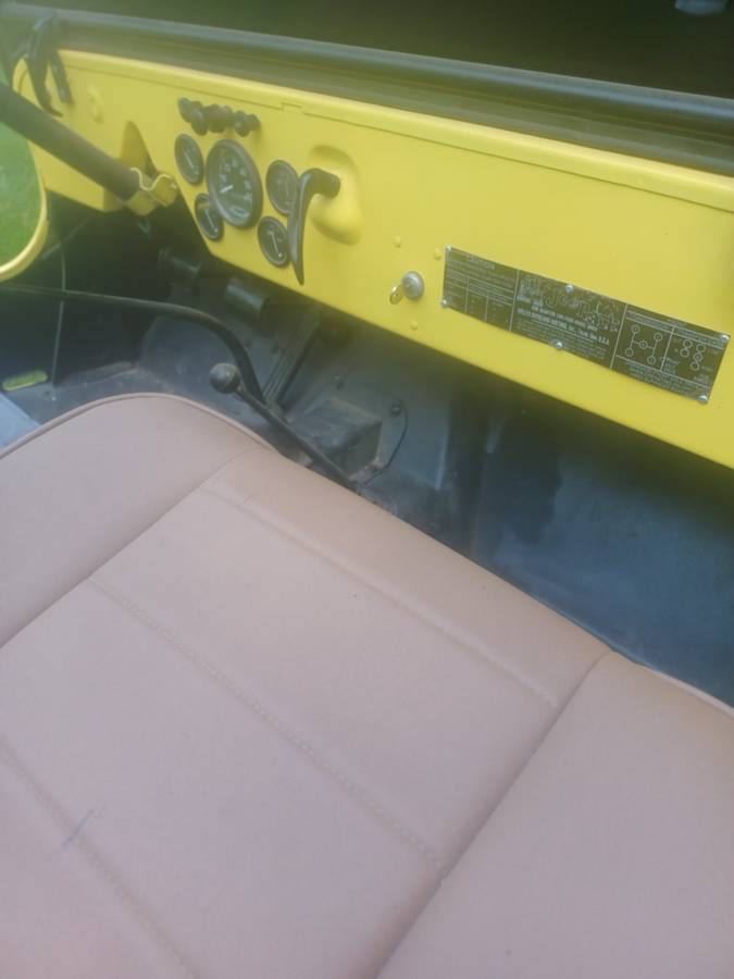 Cj2a-willys-jeep-1948-yellow-7
