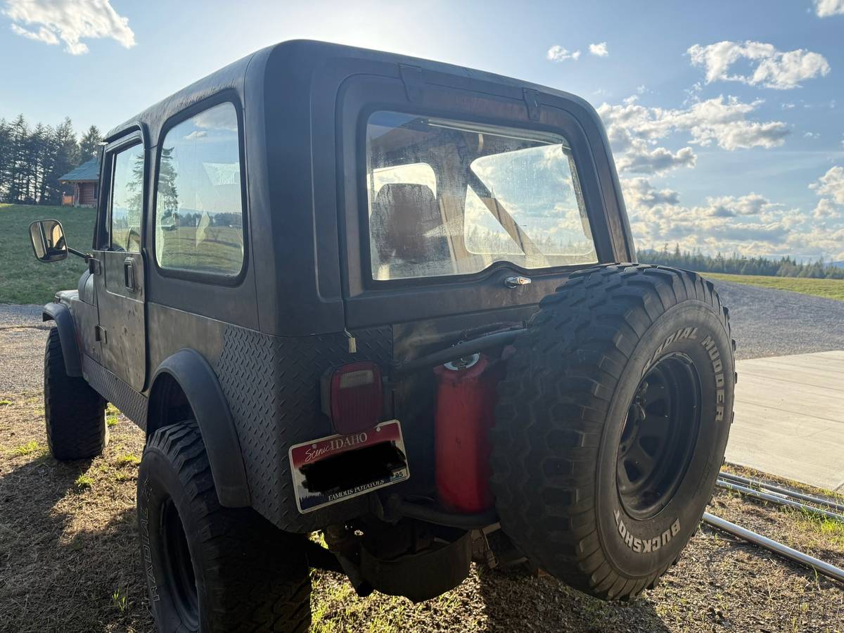 Cj7-jeep-1985-custom-7