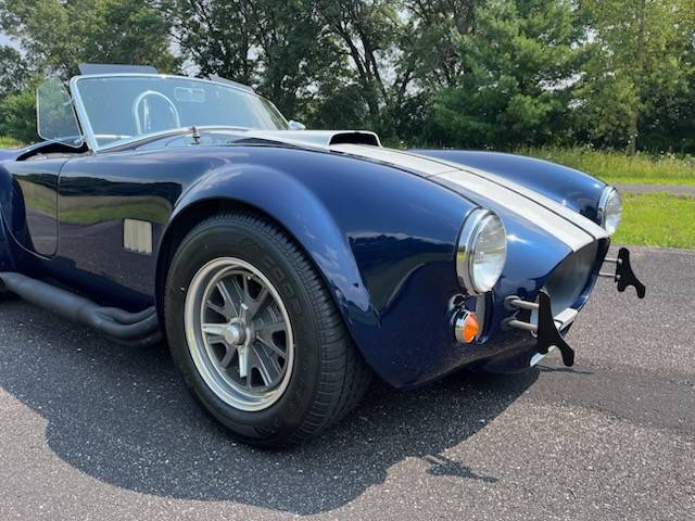 Cobra-replica-1965-blue-2