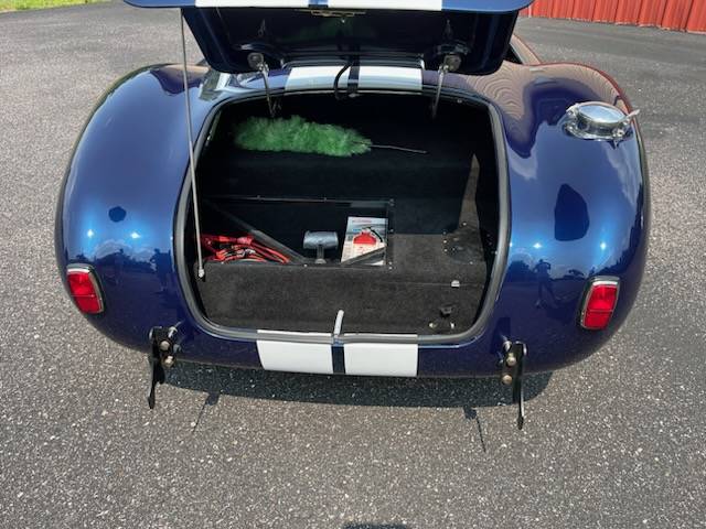 Cobra-replica-1965-blue-9