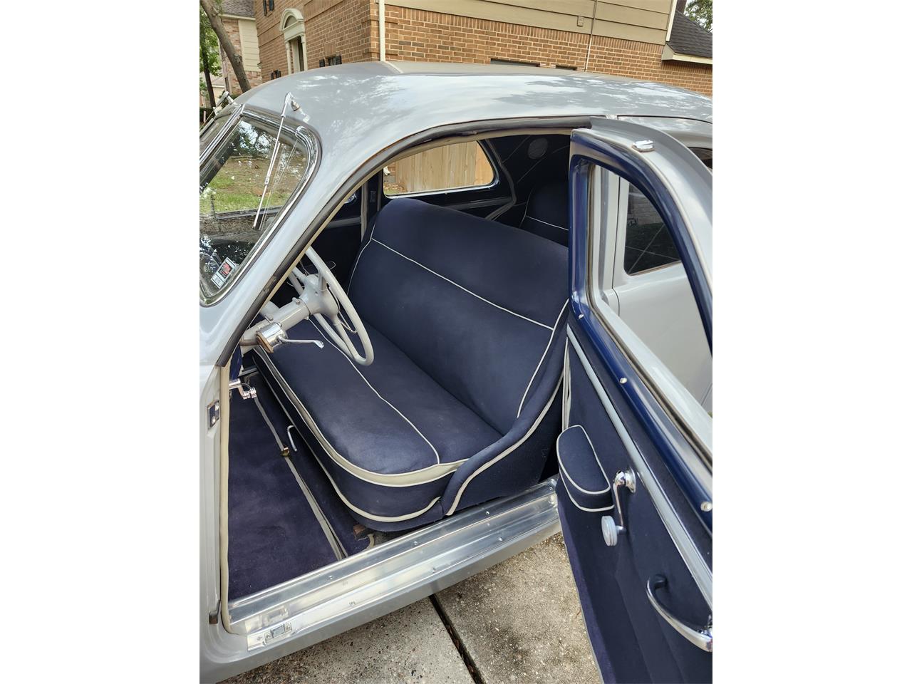 Cord-810-1936-Cadet-Grey-Dark-Blue-3