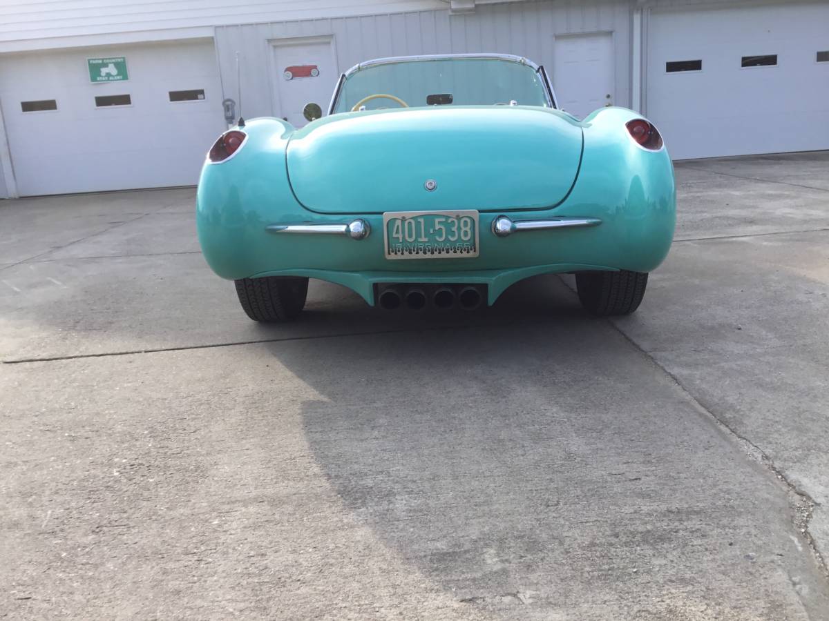 Corvette-1956-green-5