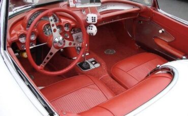 Corvette-1961-white-1