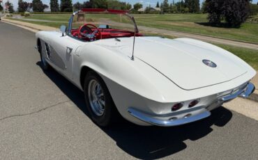 Corvette-1961-white-16